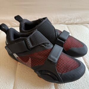 Nike Superrep Cycle shoe clip in style hook and loop closure Size 6.5